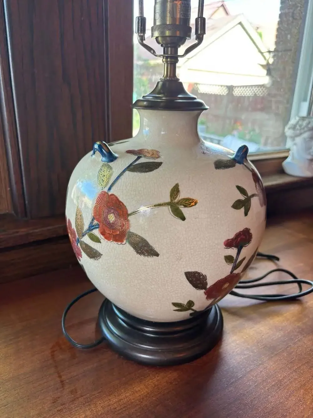 Vintage Chinoiserie Crackle Glaze Ceramic Bird And Floral Table Lamp